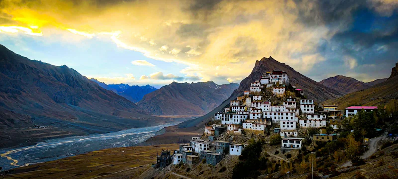 Best Time to Visit Spiti Valley: Summer Roads vs White Spiti - on the trail